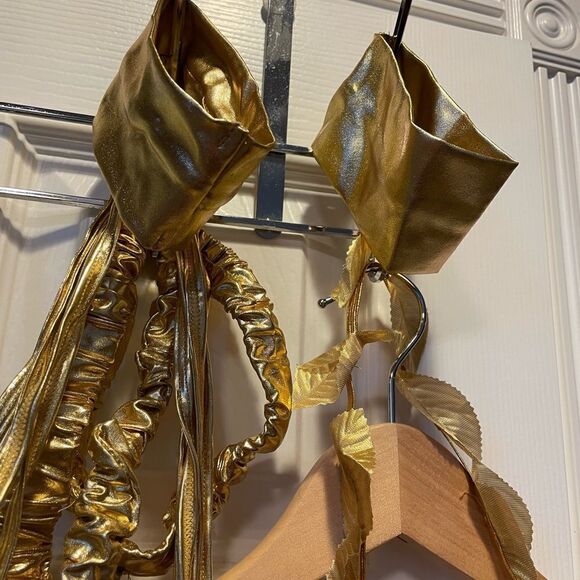 VENUS Spirit Women’s L Costume with EXTRAS! - Picture 8 of 16